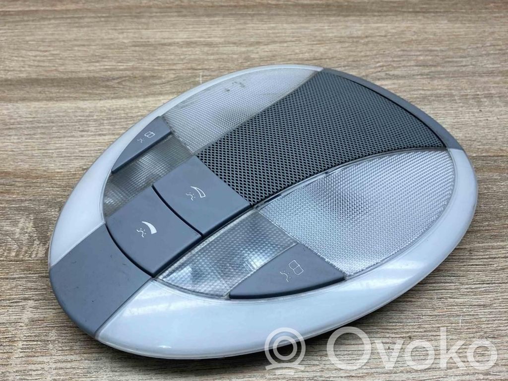 Mercedes-Benz E W211 Światło fotela przedniego 