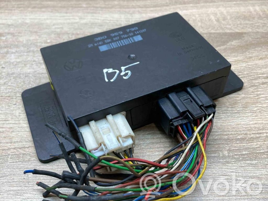 Volkswagen PASSAT B5 Modul confort 
