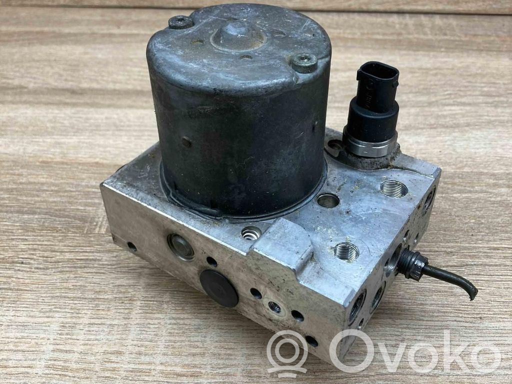 BMW 5 E39 ABS Blokas 