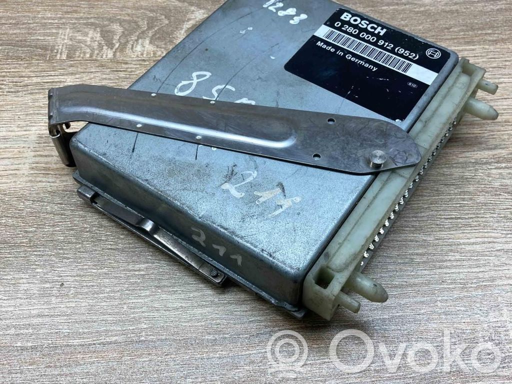 Volvo 850 Engine control unit/module ECU 