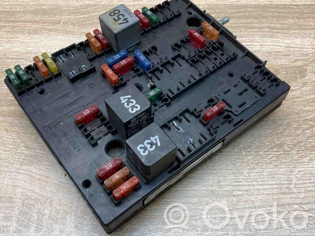 Volkswagen Touran I Sulakemoduuli 