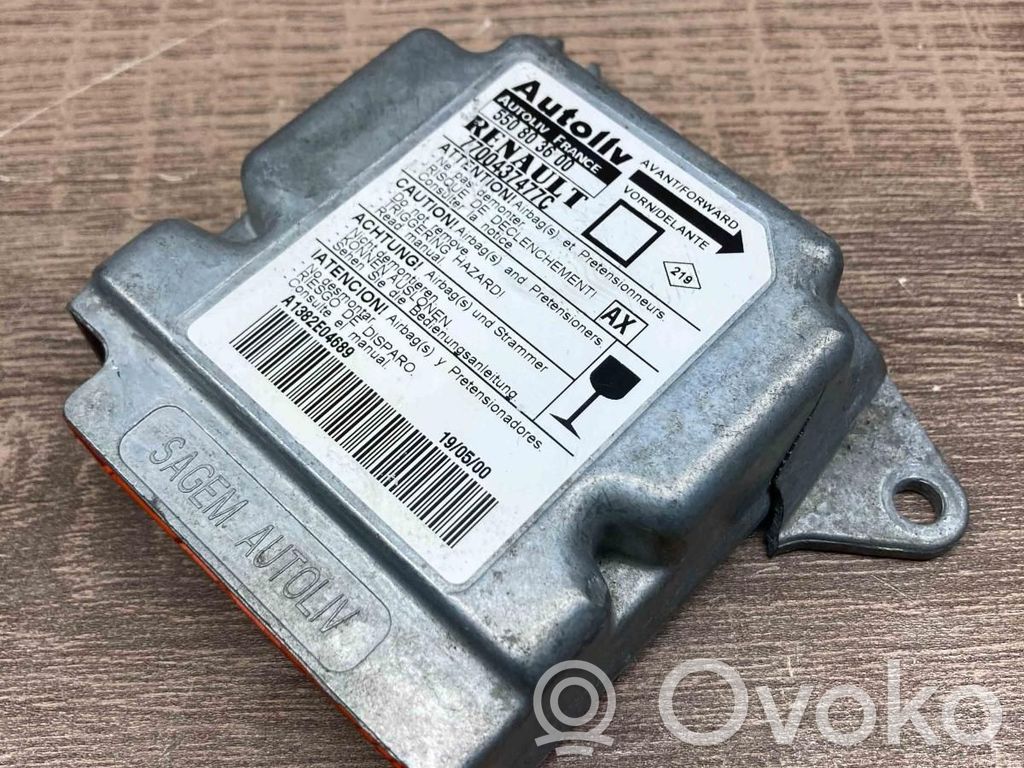 Renault Megane I Airbag control unit/module 