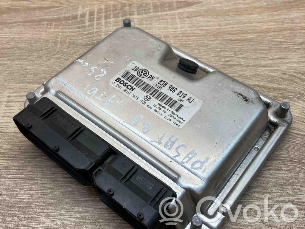 Volkswagen PASSAT B5.5 Centralina/modulo motore ECU 