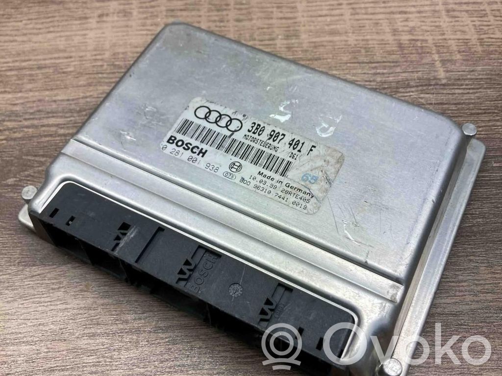 Volkswagen PASSAT B5.5 Unitate control motor/modul ECU 