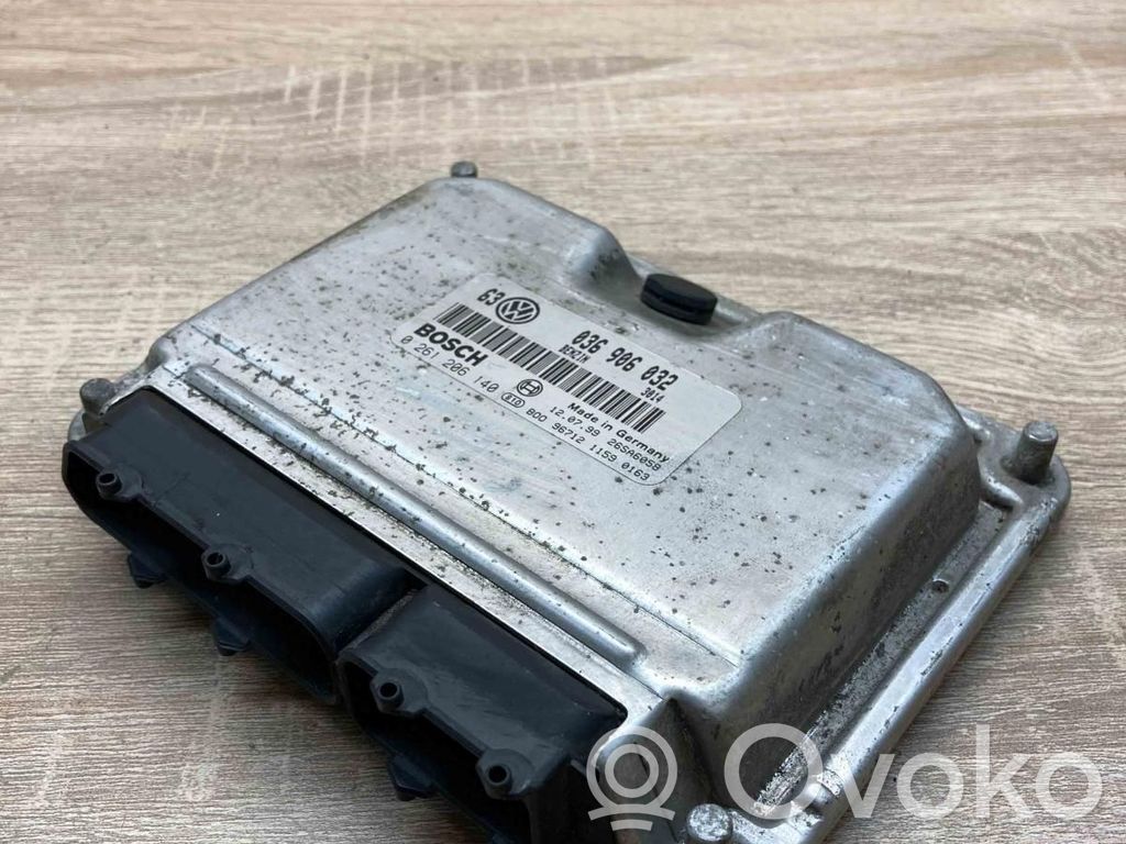 Volkswagen Golf IV Unitate control motor/modul ECU 