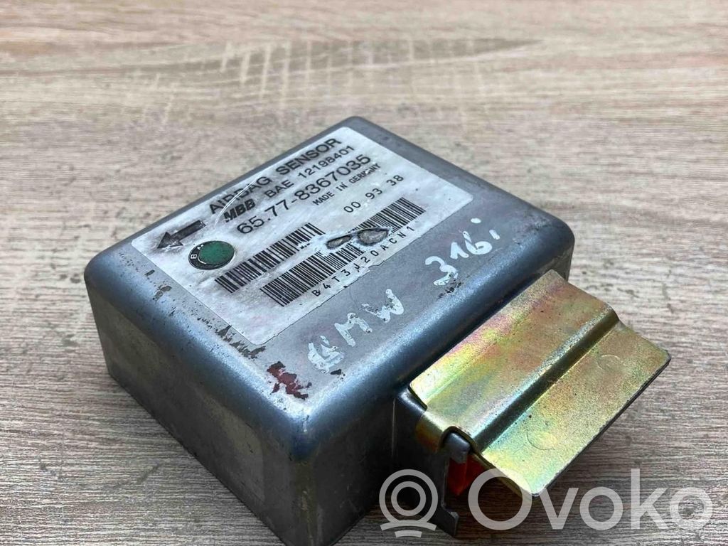 Airbag control unit/module   8367035