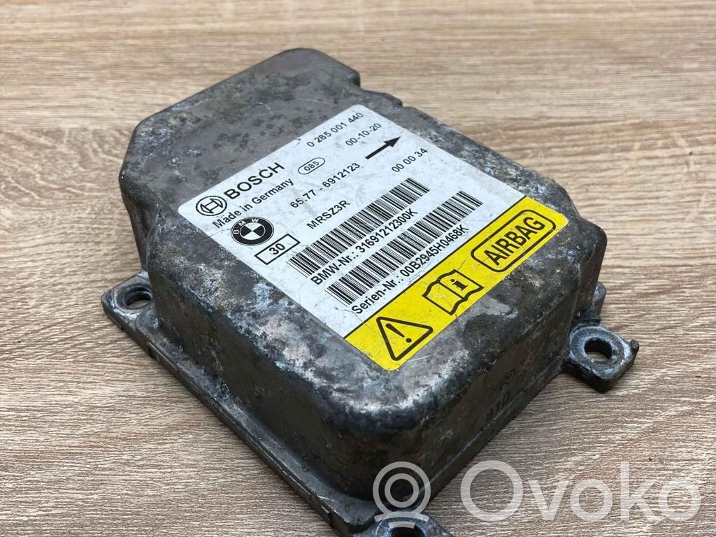 Airbag control unit/module   6912123,0285001440