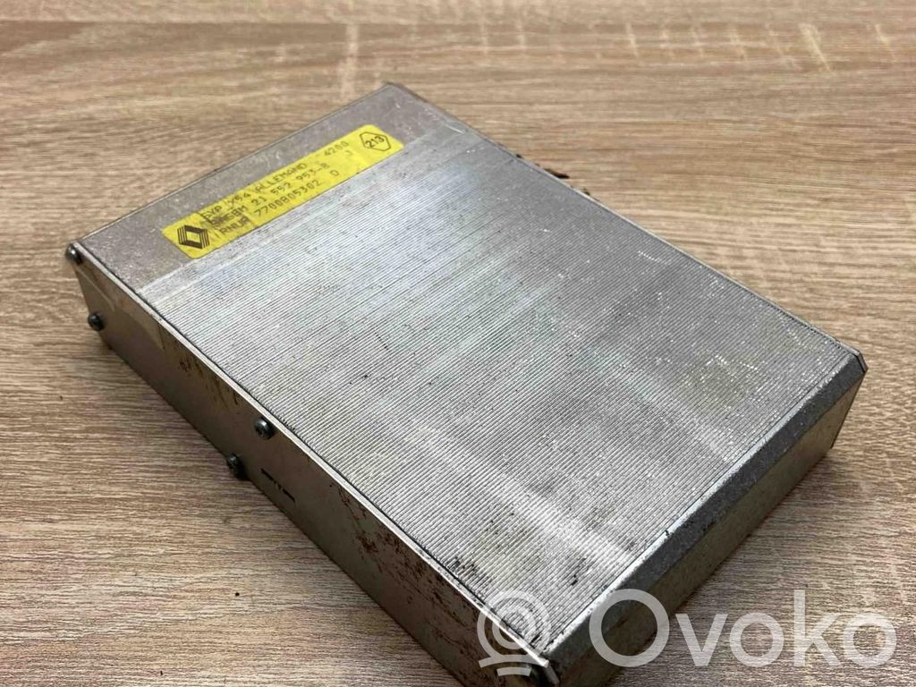 Renault Safrane Amplificatore 