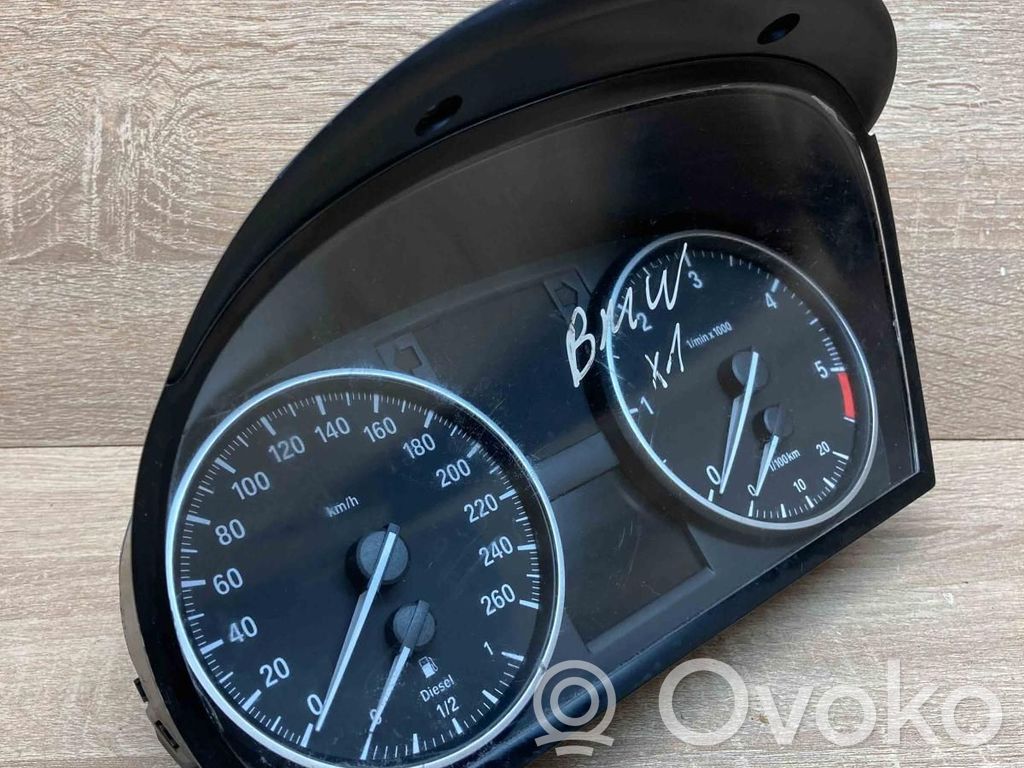 BMW X1 E84 Speedometer (instrument cluster) 