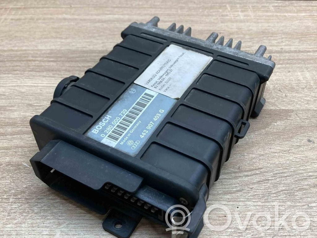 Unité de commande, module ECU de moteur   443907403G,0280000739,USED