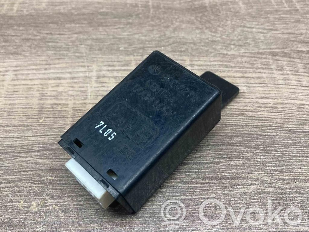 Daewoo Lanos Cita veida releji 
