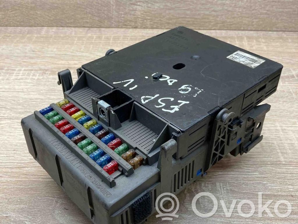 Renault Laguna II Fuse module 