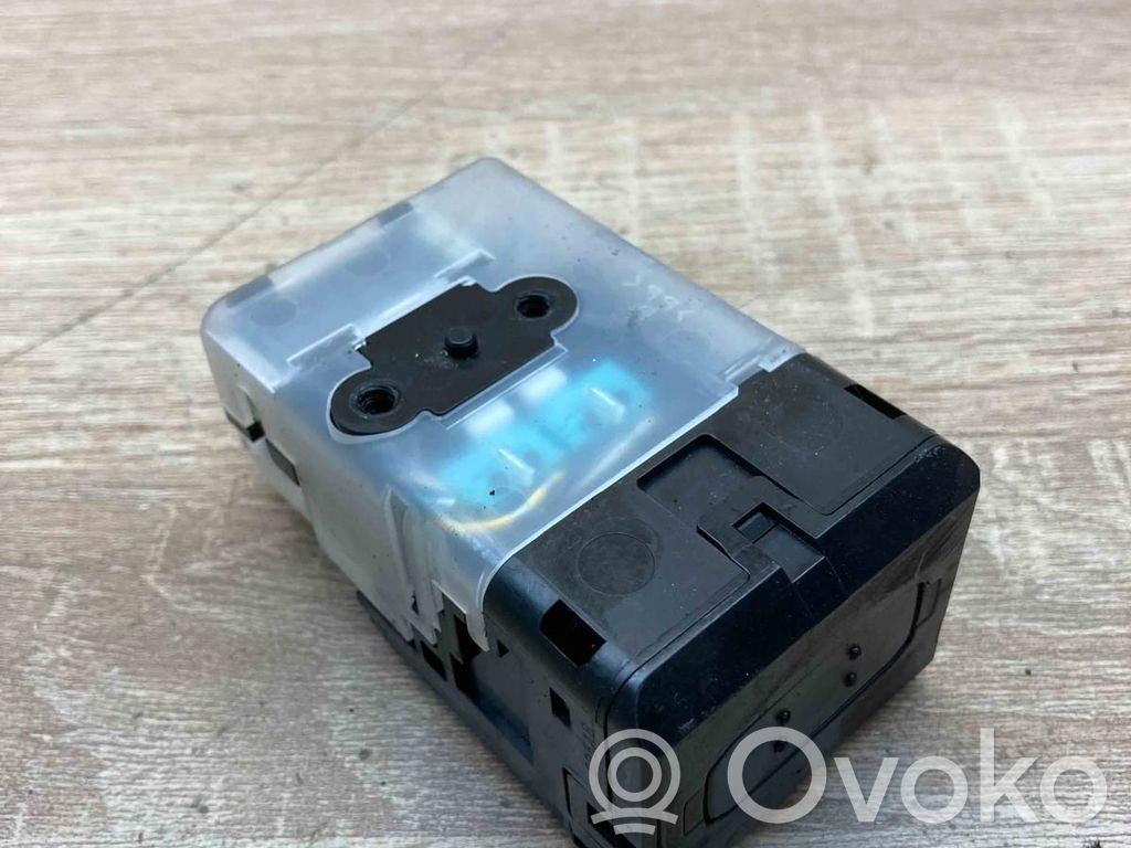 Toyota Corolla Verso AR10 Blocchetto accensione