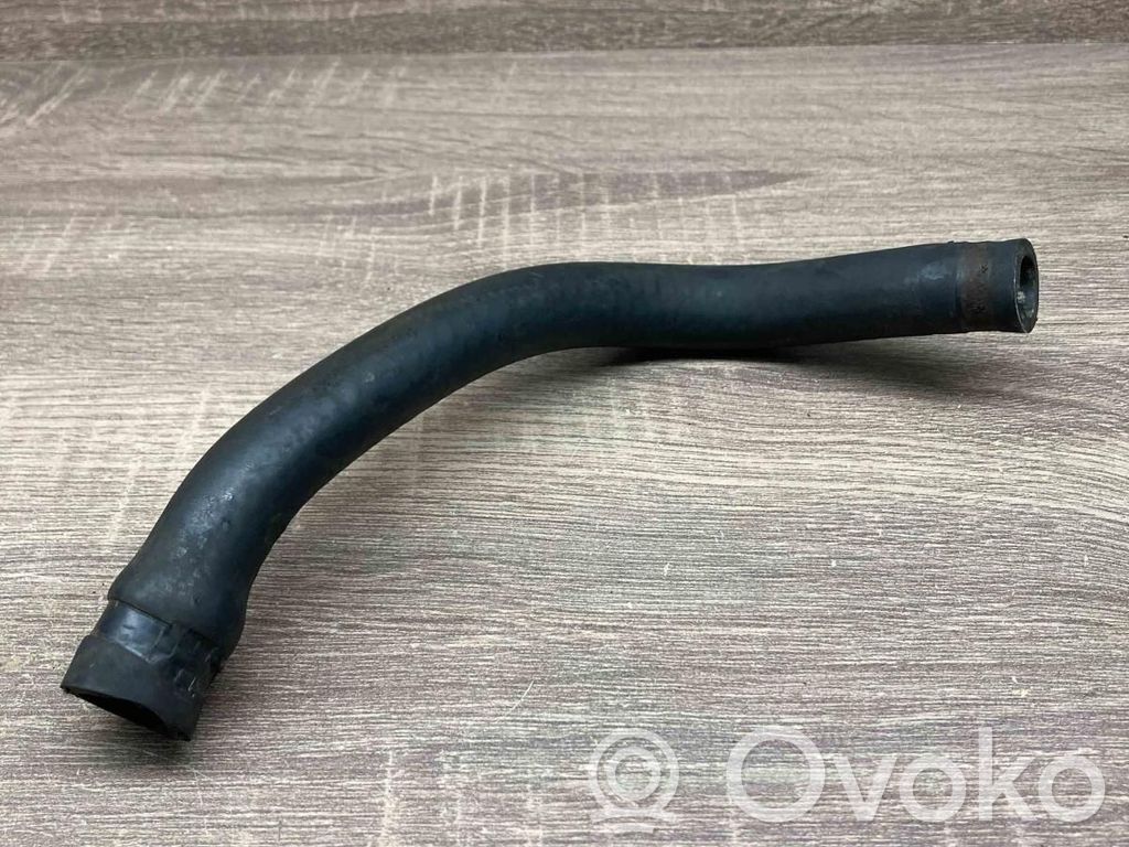BMW 5 E34 Engine coolant pipe/hose 
