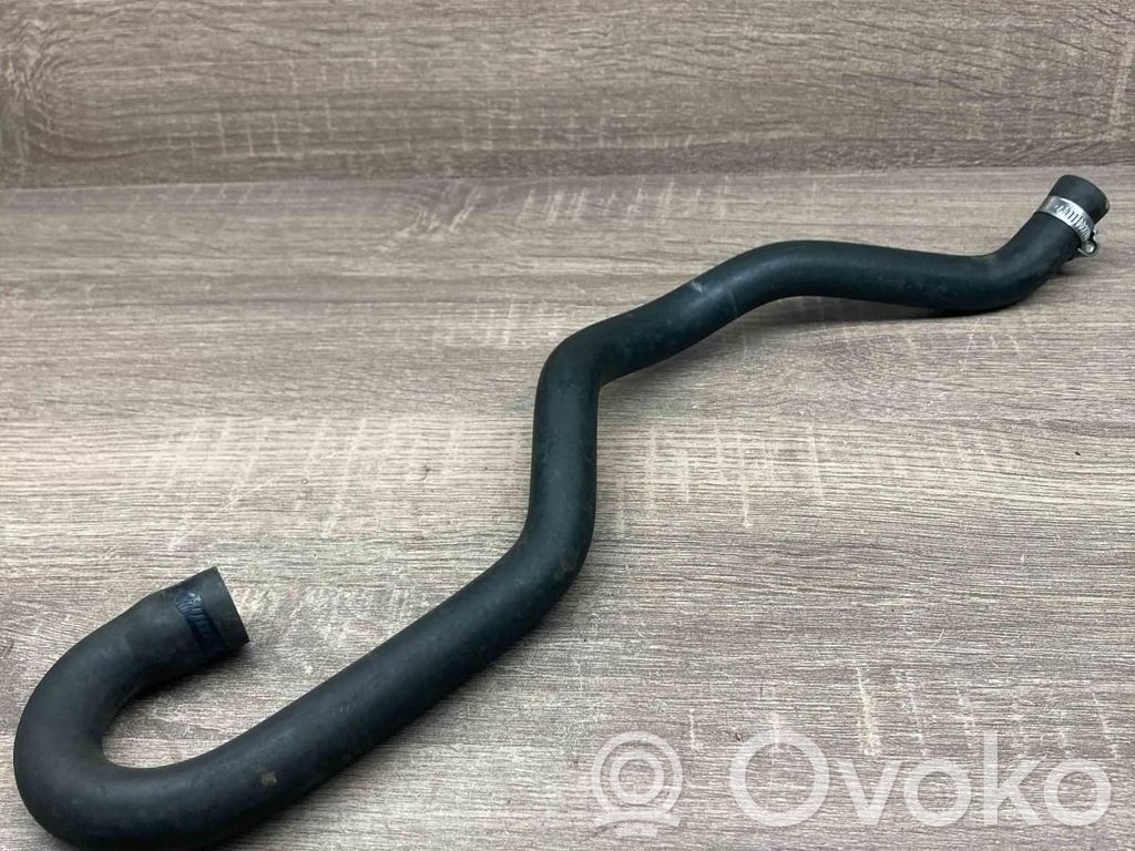 BMW X5 E53 Tubo flessibile del liquido di raffreddamento del motore 