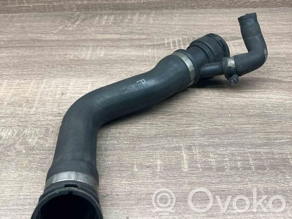 BMW 5 E60 E61 Tubo flessibile del liquido di raffreddamento del motore 