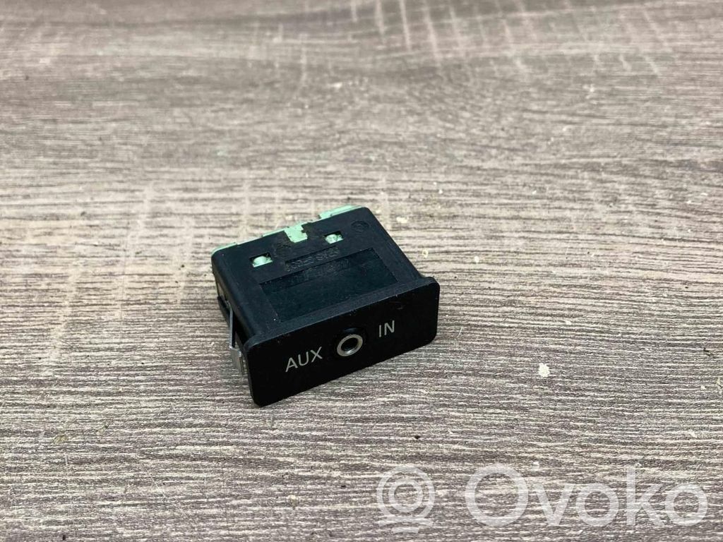 BMW 5 E60 E61 Conector priză AUX 