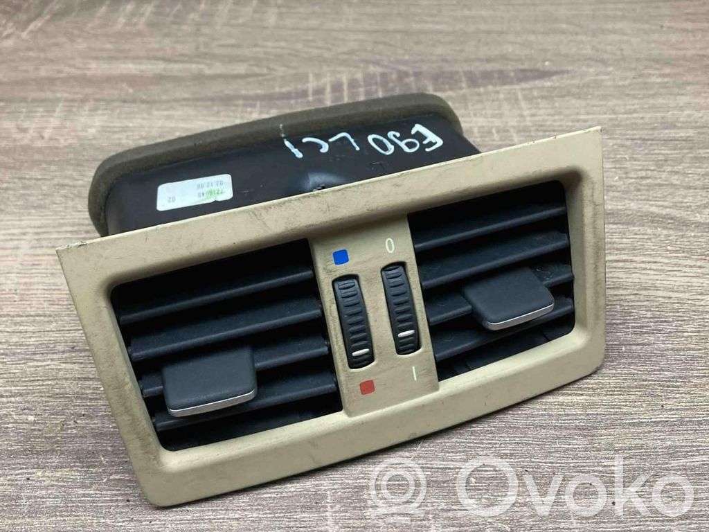 BMW 3 E90 E91 Oro grotelės gale 