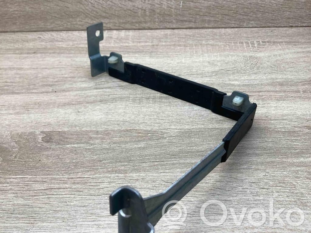 Battery bracket   7555905,11986710