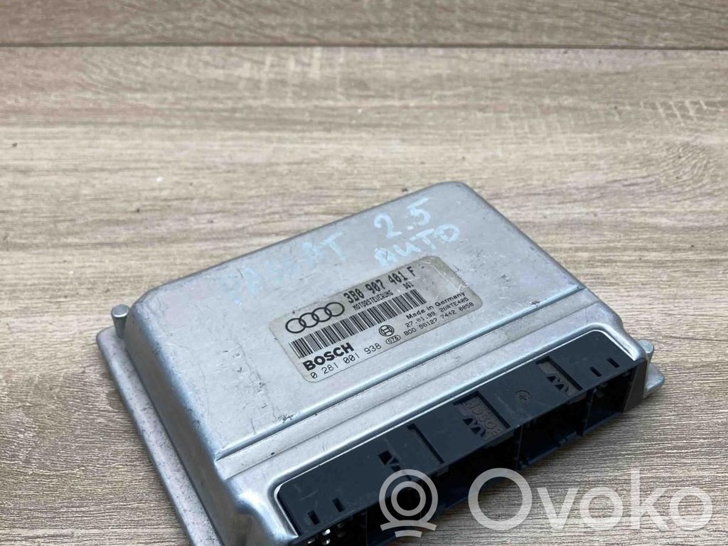 Volkswagen PASSAT B5 Unitate control motor/modul ECU 