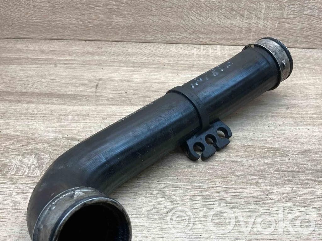 Volkswagen Touran I Tubo flessibile intercooler