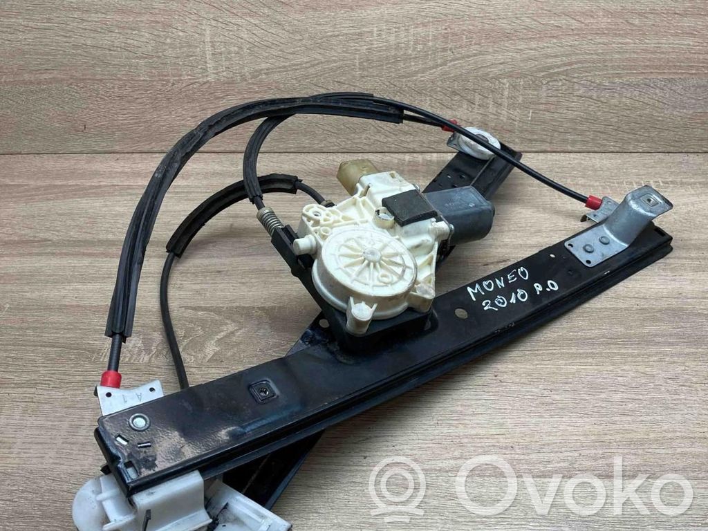 Ford Mondeo MK IV Macara ușă față cu motor 