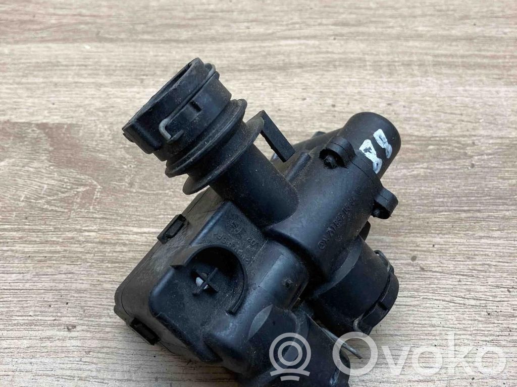 Mercedes-Benz E W211 Pompe à eau de liquide de refroidissement