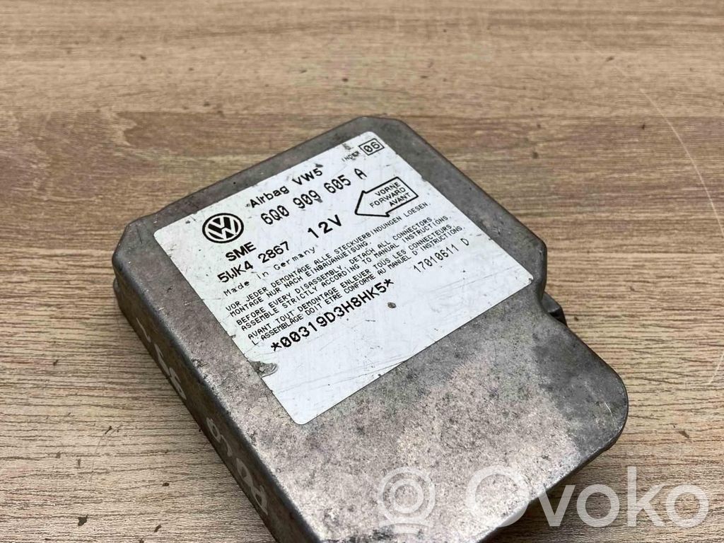 Volkswagen Golf IV Unitate/modul de comandă airbaguri 