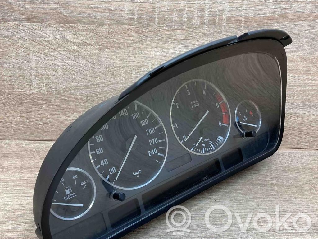 BMW 5 E39 Vitezometru (grup de instrumente) 