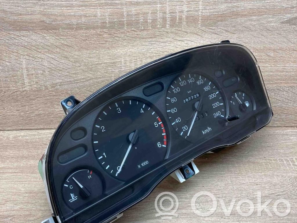 Ford Mondeo MK II Licznik / Prędkościomierz 
