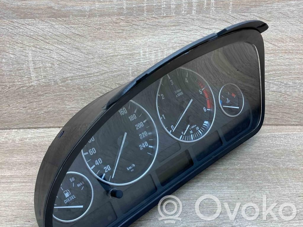 BMW 5 E39 Nopeusmittari (mittaristo) 