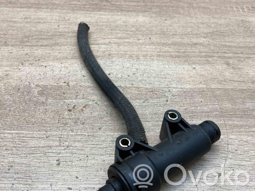 BMW 5 E39 Pompa della frizione 