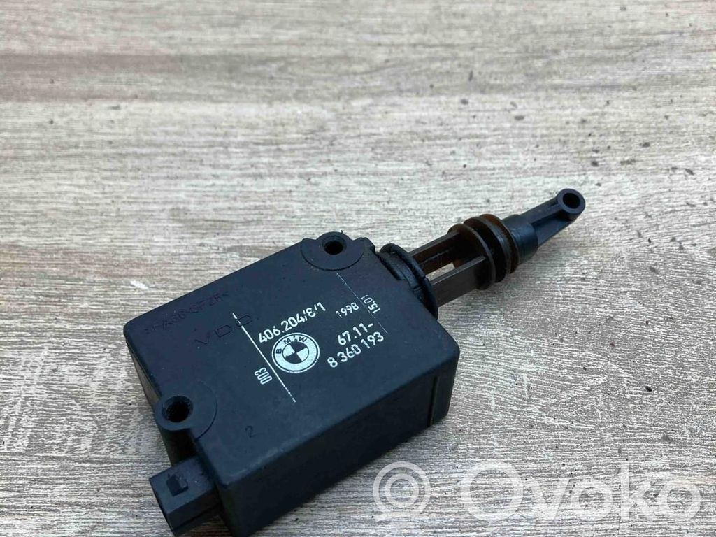 Motor de bloqueo de puertas   8360193