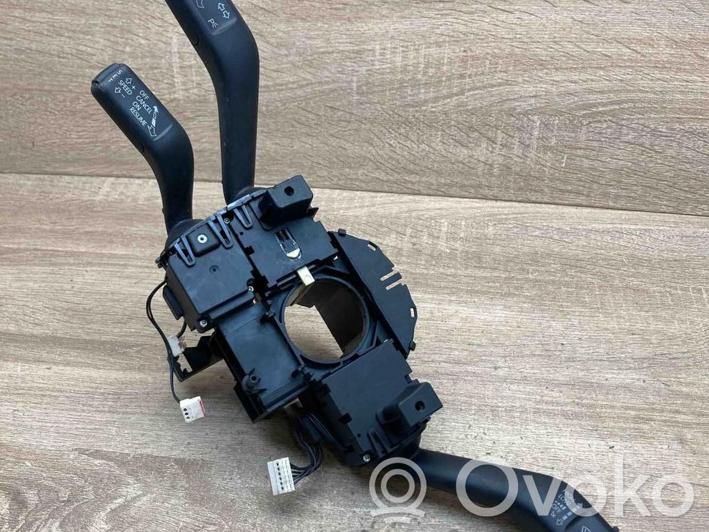 Volkswagen PASSAT B6 Bloc semnalizator și ștergător parbriz 