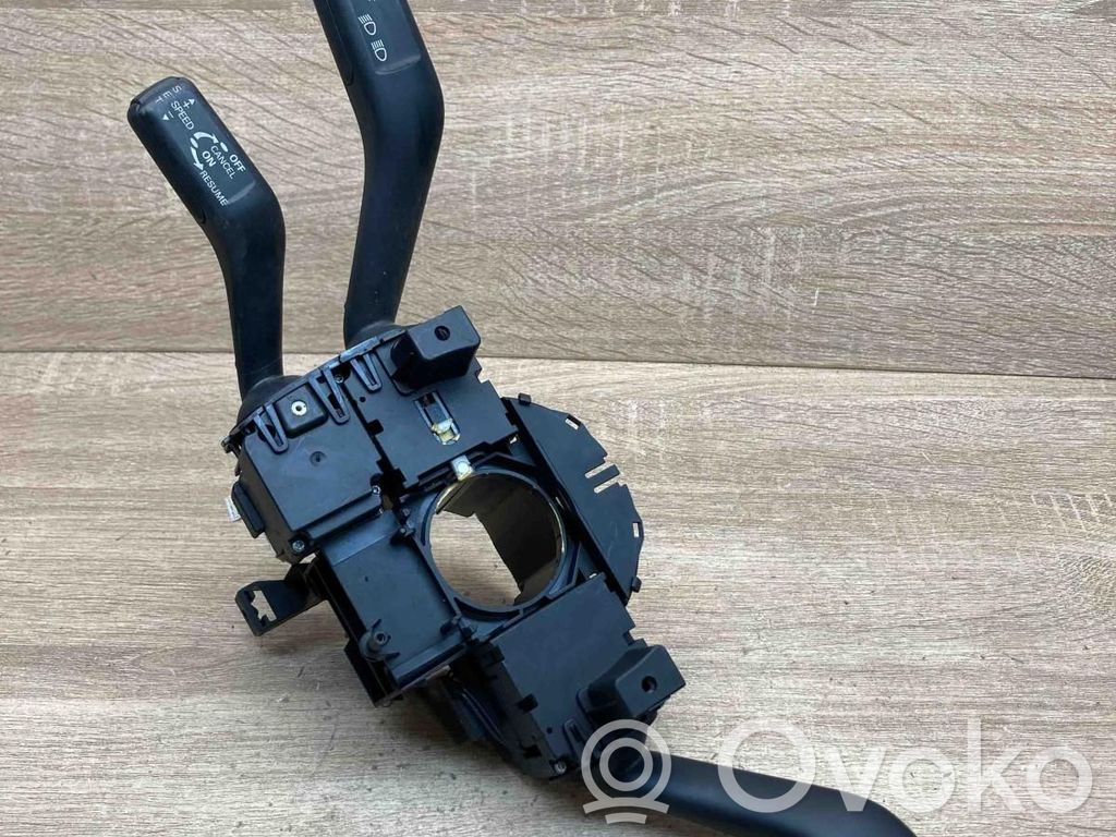 Volkswagen PASSAT B6 Bloc semnalizator și ștergător parbriz 
