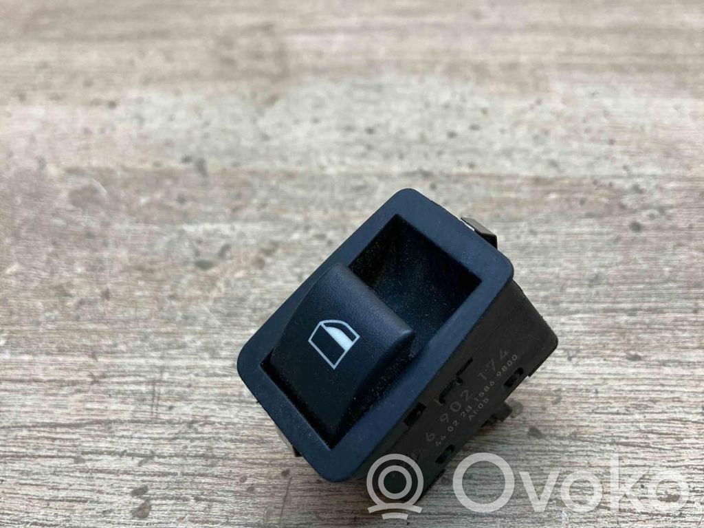 Interruptor del elevalunas eléctrico   6902174
