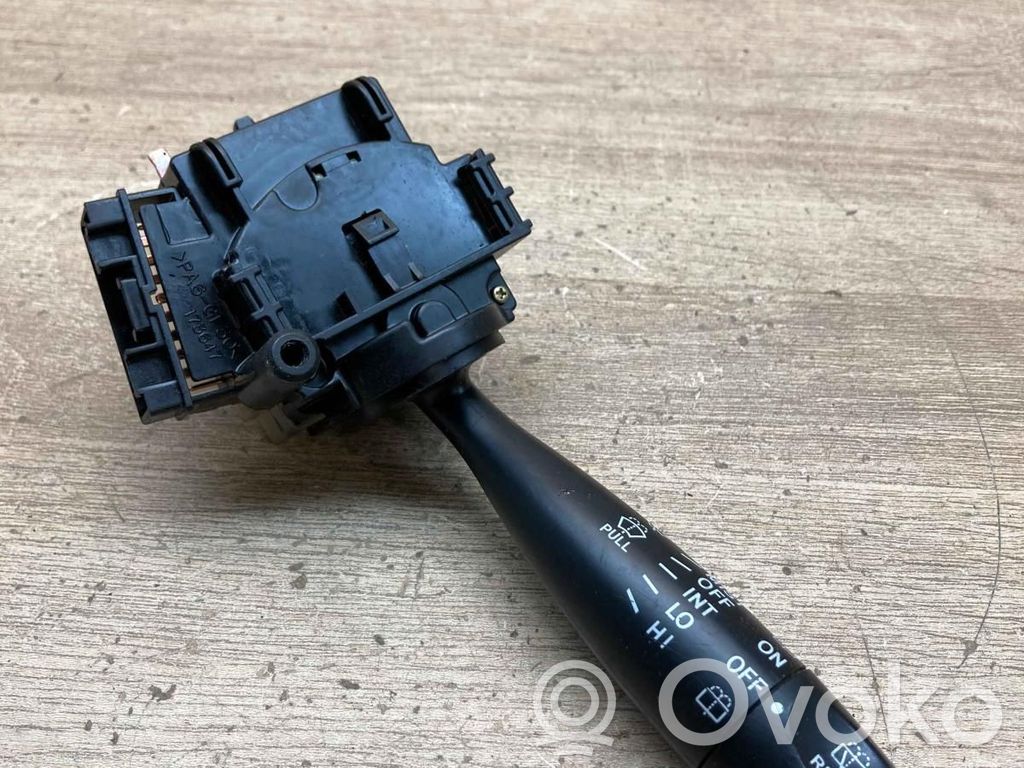 Toyota Yaris Manetă ștergător parbriz 