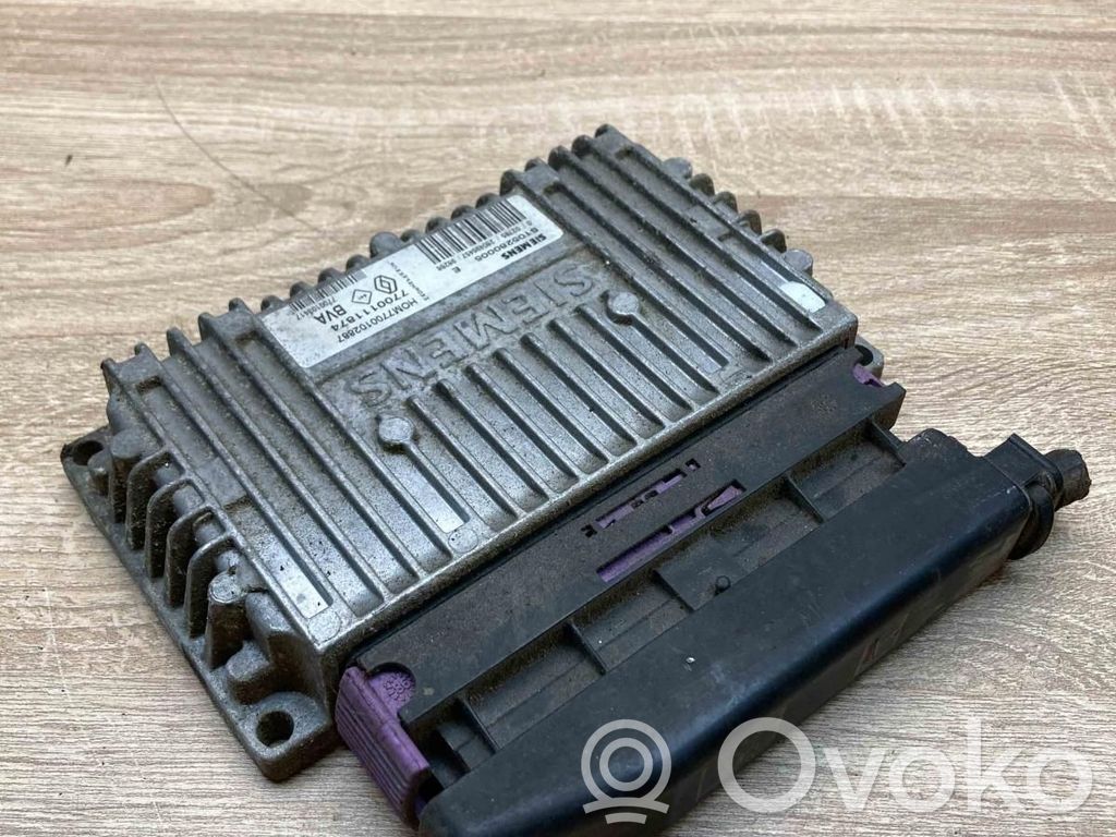 Renault Clio II Engine control unit/module ECU 