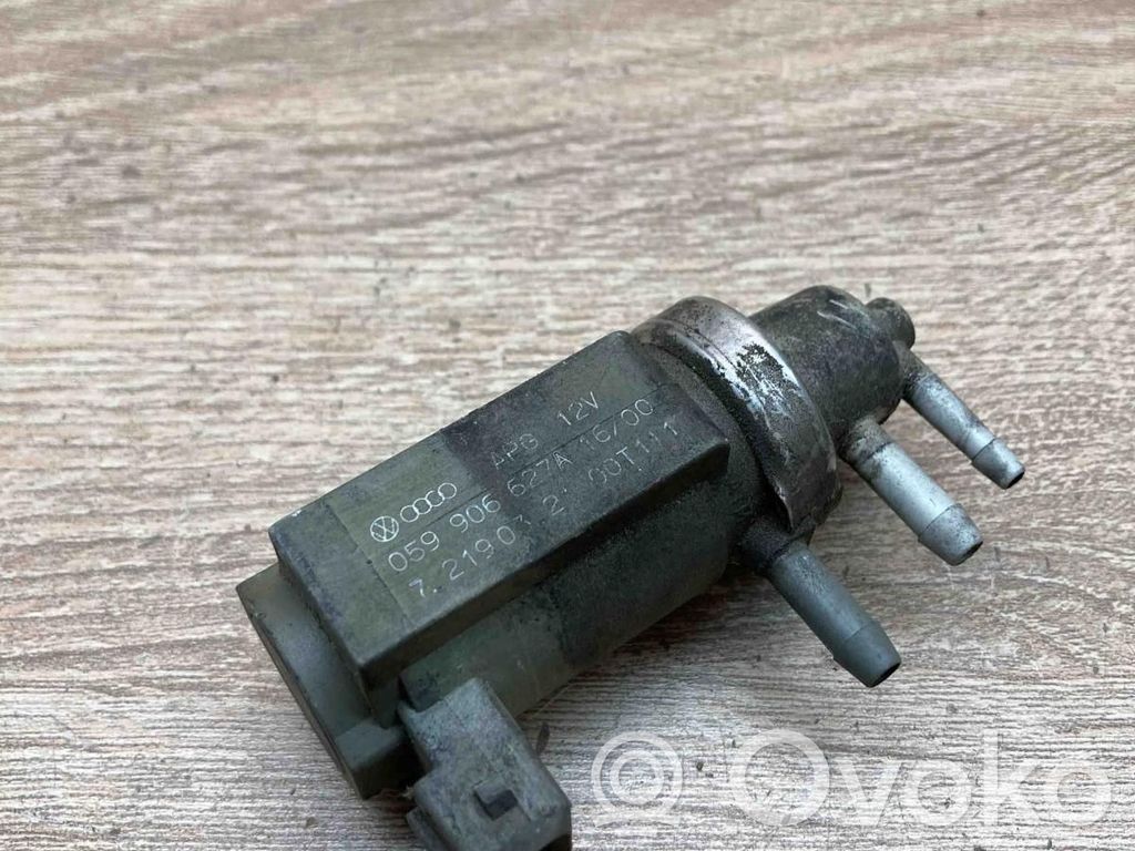 Audi A6 S6 C5 4B Solenoid supapă turbosuflantă 