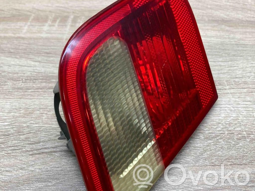 BMW 3 E46 Tailgate rear/tail lights 