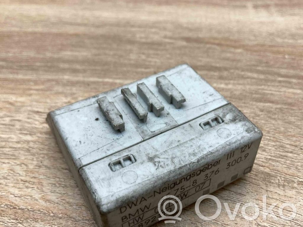 BMW 3 E46 Alarm relay 