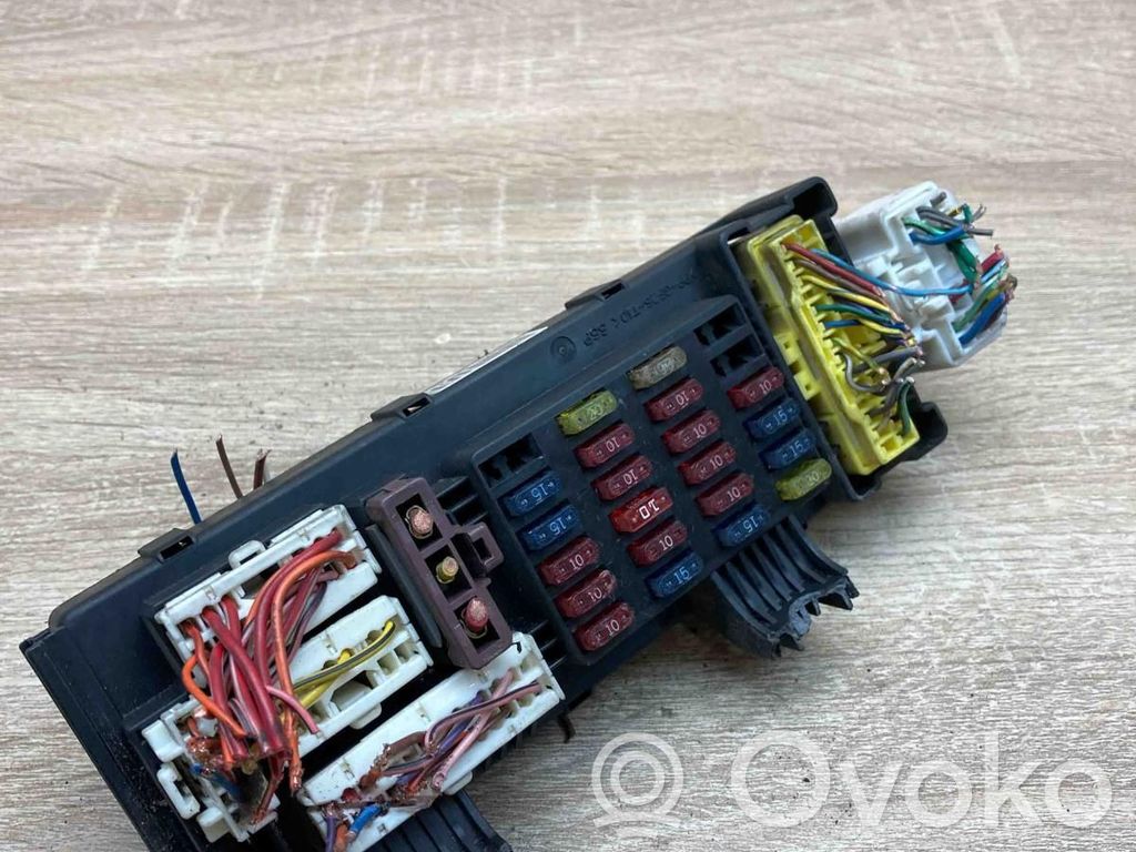 Daewoo Rezzo Fuse module 