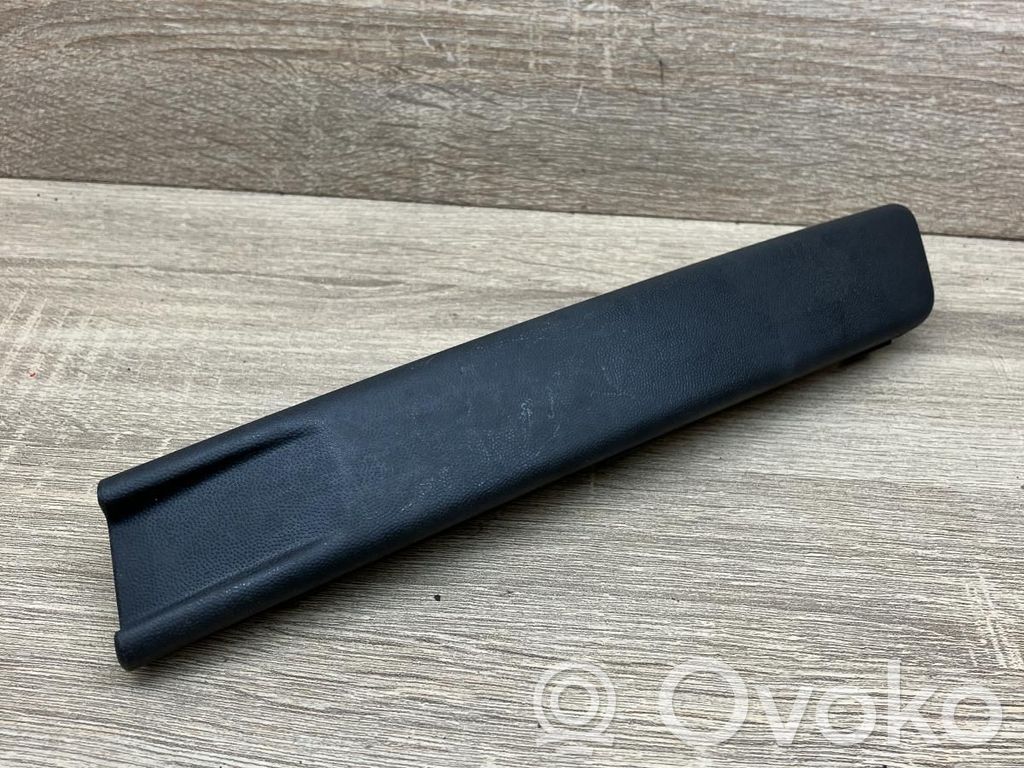Volkswagen PASSAT B6 Modanatura separatore del paraurti anteriore 