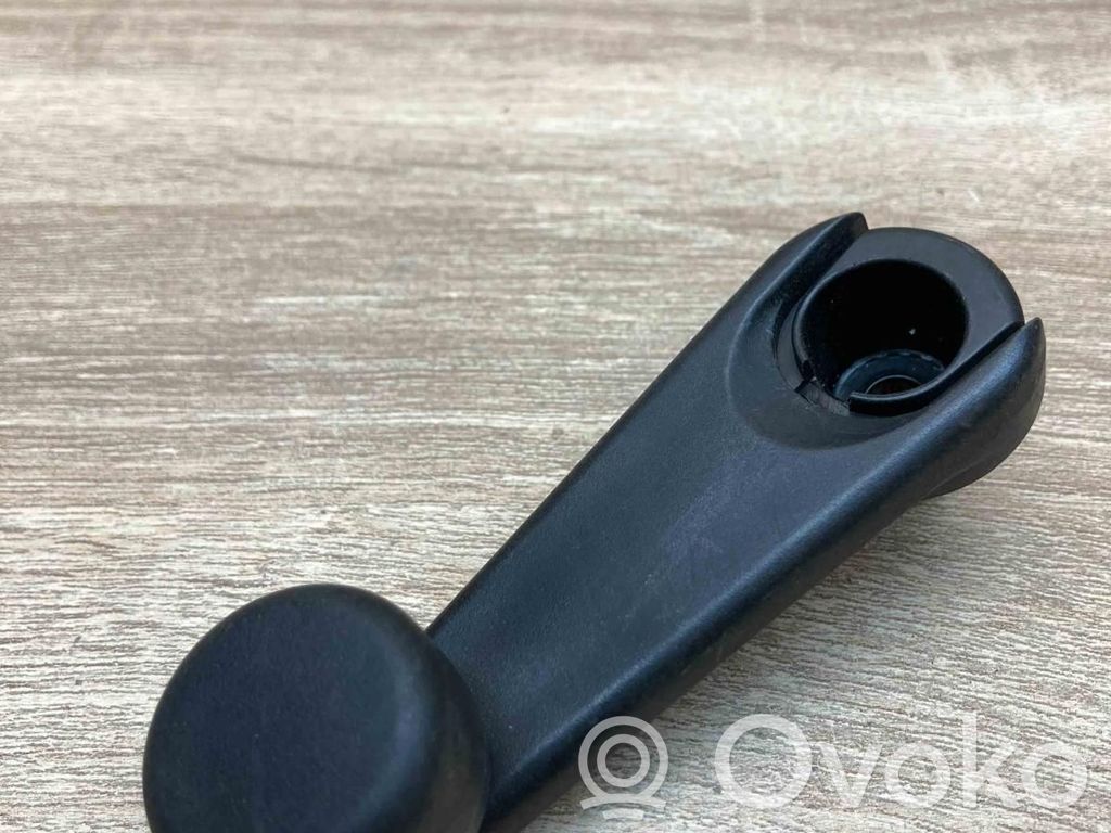 BMW 5 E39 Rear door window winding handle 