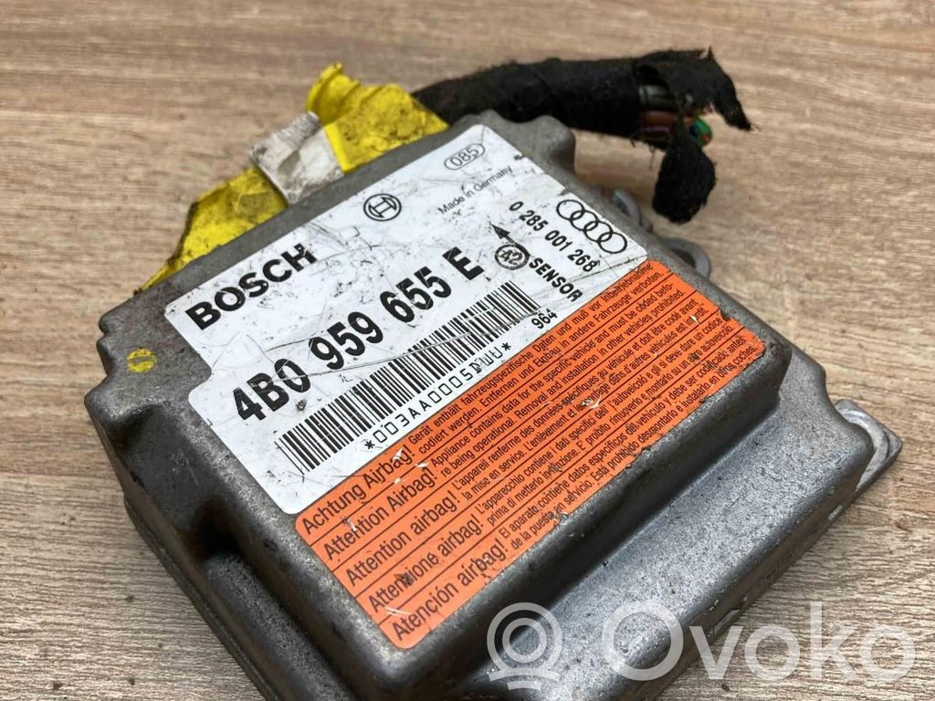 Audi A6 S6 C5 4B Airbag control unit/module 