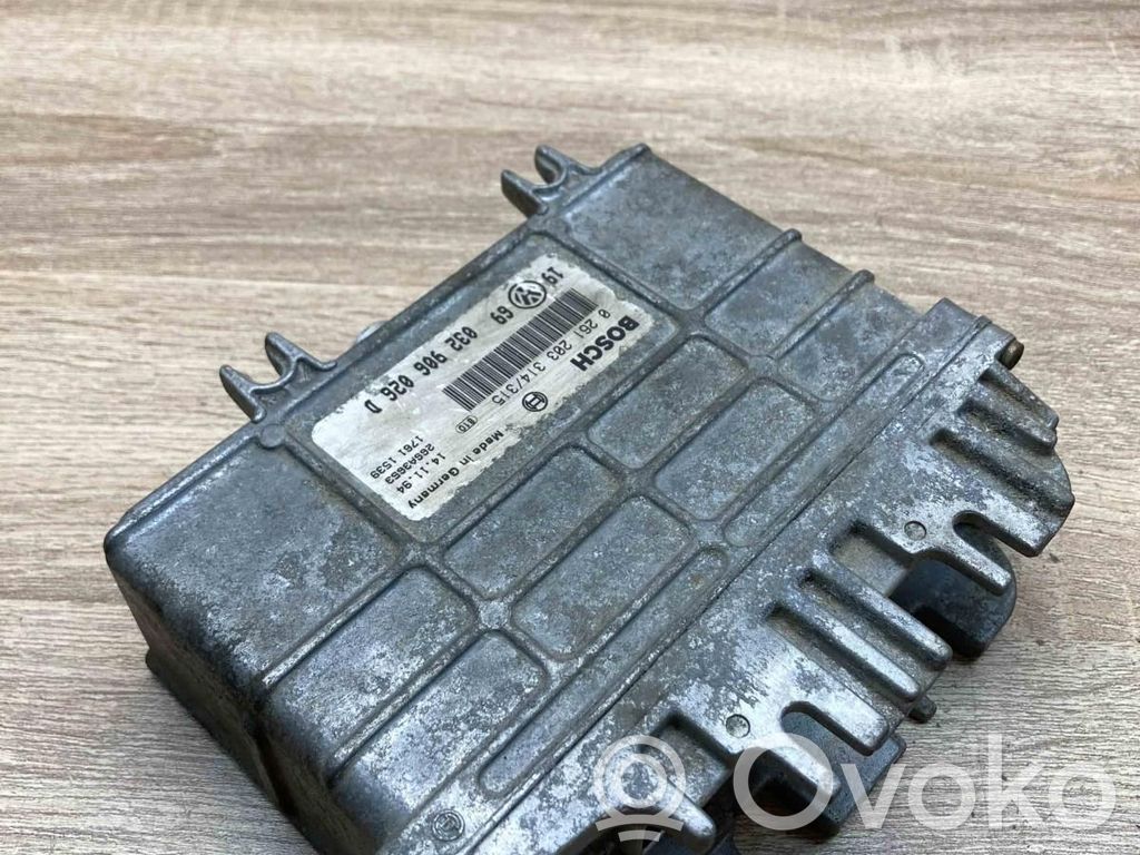 Volkswagen Golf III Unitate control motor/modul ECU
