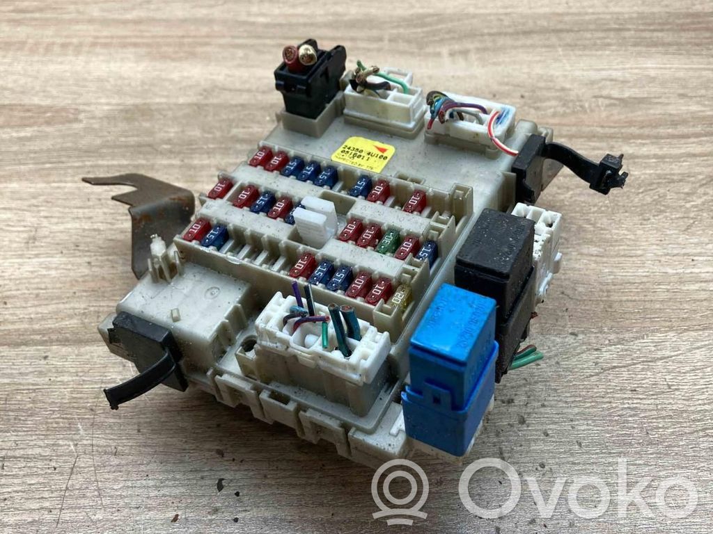 Nissan Almera Tino Set scatola dei fusibili