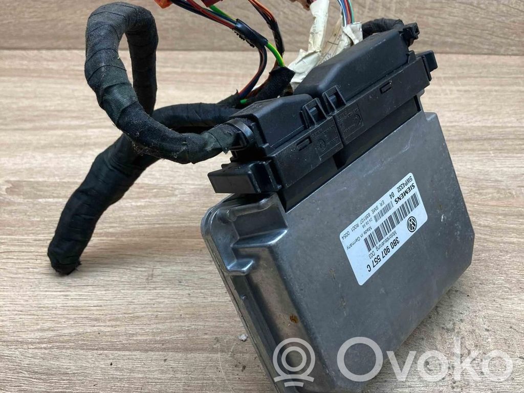 Volkswagen PASSAT B5 Unité de commande, module ECU de moteur
