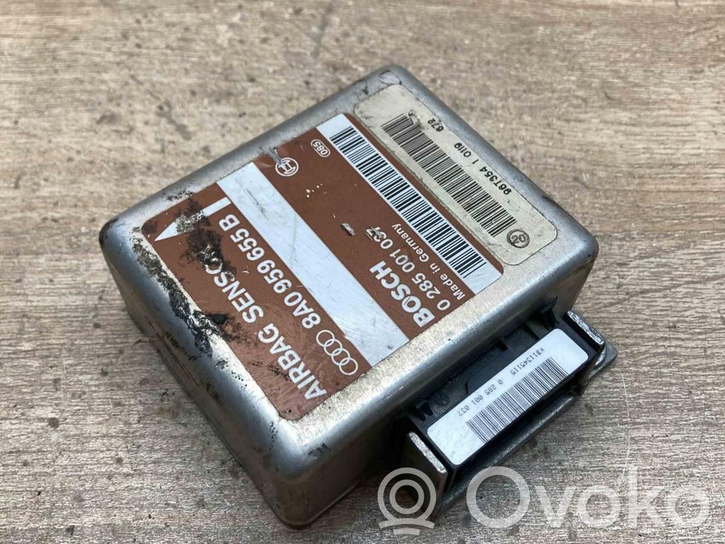 Audi A4 S4 B5 8D Oro pagalvių valdymo blokas 