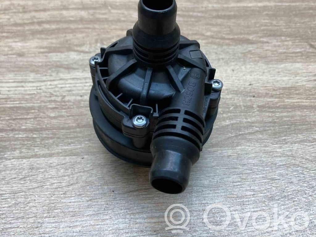 BMW 3 G20 G21 Pompă electrică auxiliară lichid de răcire/apă 